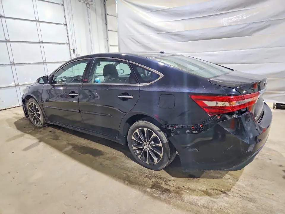 2017 TOYOTA AVALON XLE PLUS  