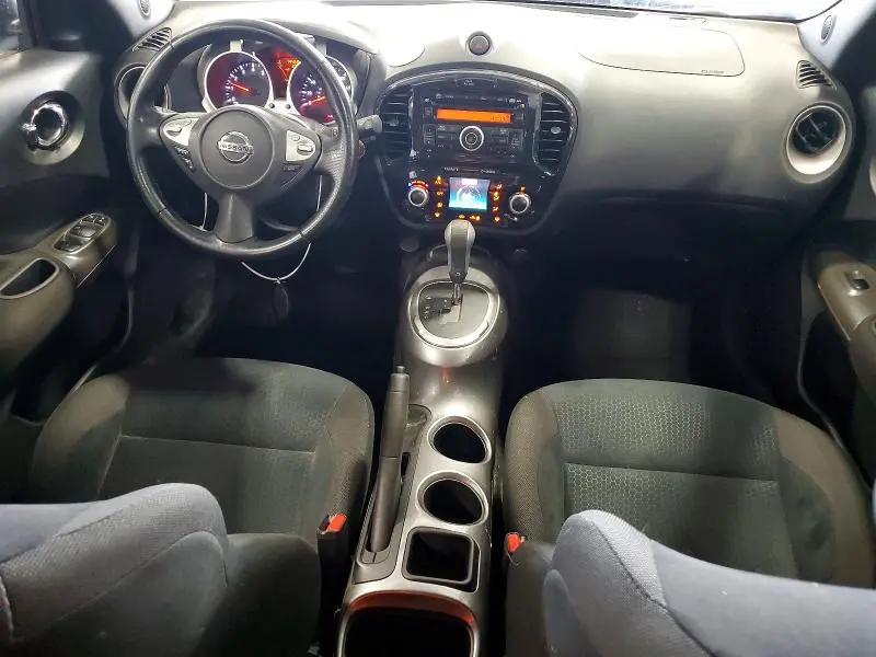 2014 NISSAN JUKE SV  