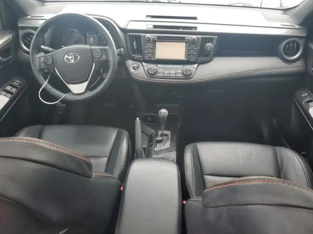 2016 TOYOTA RAV4 SE  