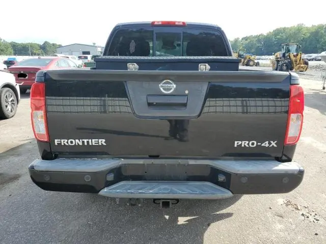 2015 NISSAN FRONTIER S  
