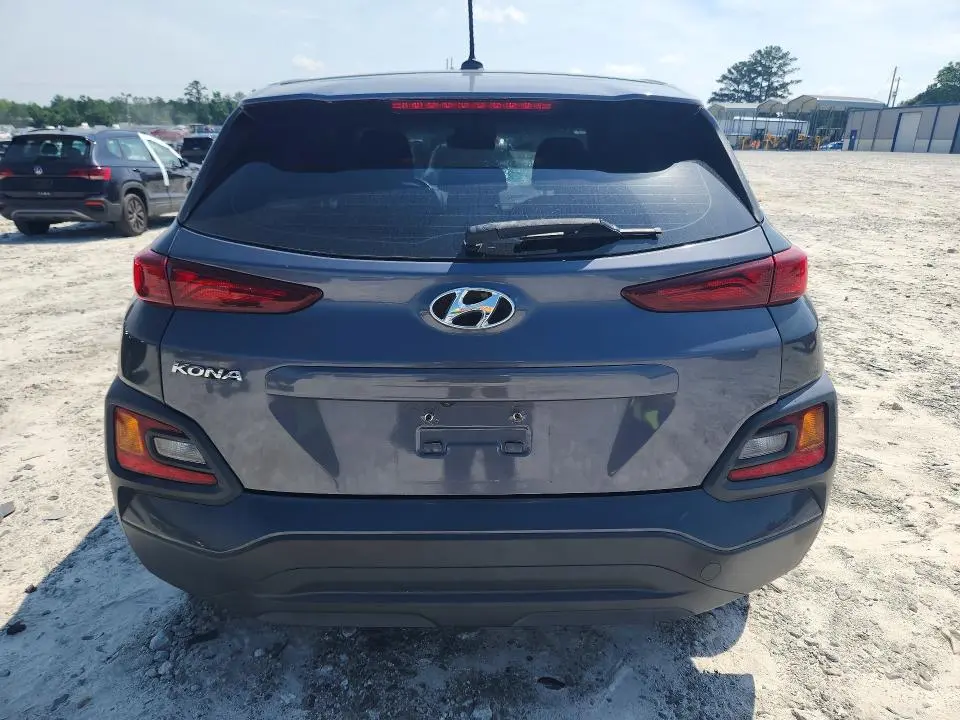 2021 HYUNDAI KONA SE  