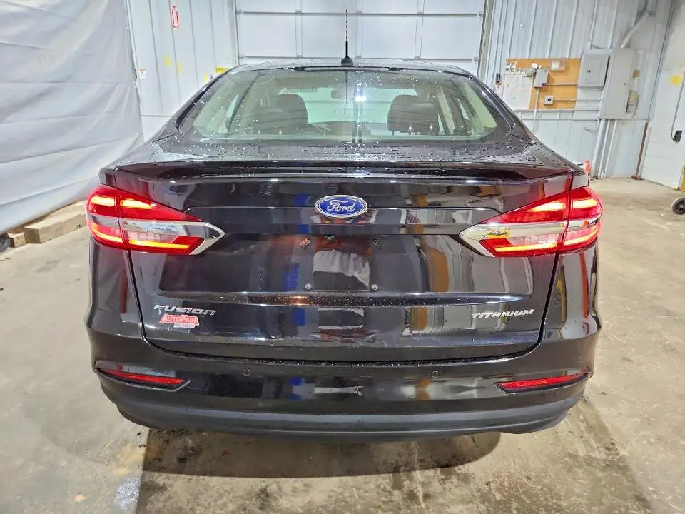 2019 FORD FUSION TITANIUM  