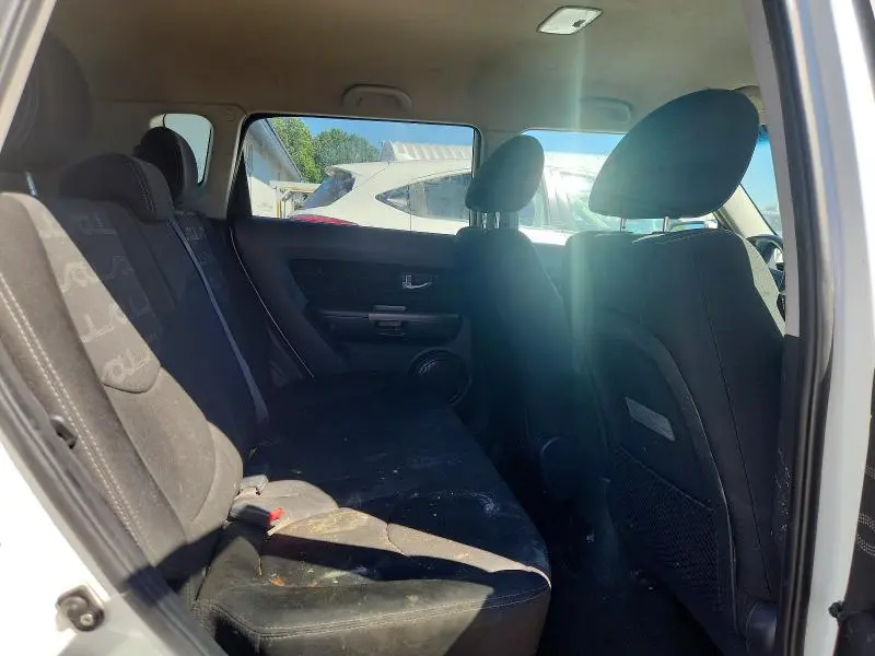 2013 KIA SOUL +  