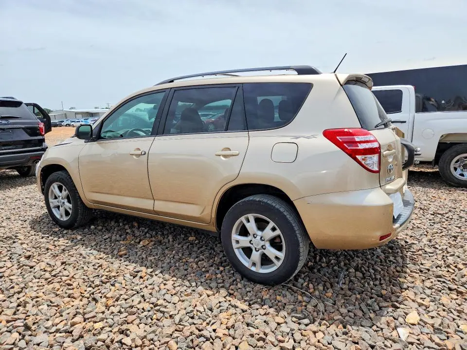 2012 TOYOTA RAV4 BASE  