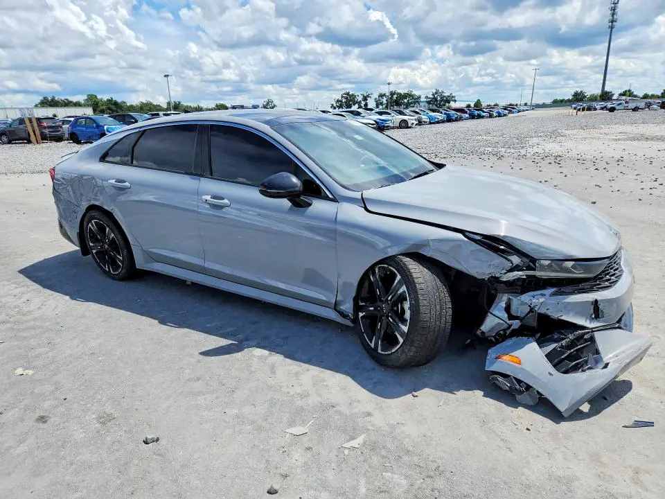 2021 KIA K5 GT LINE  