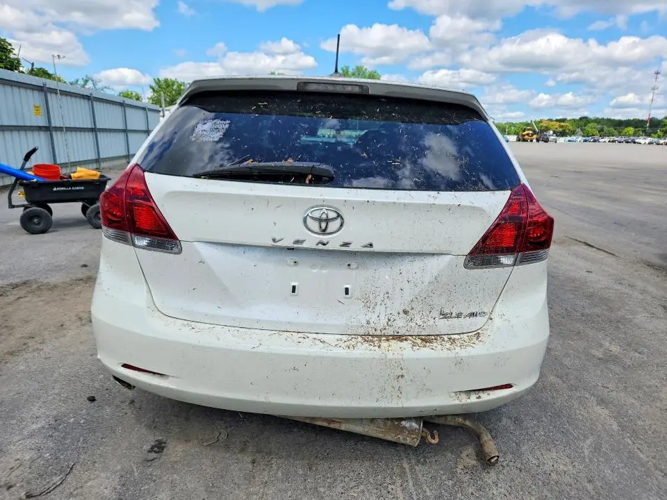 2013 TOYOTA VENZA XLE  