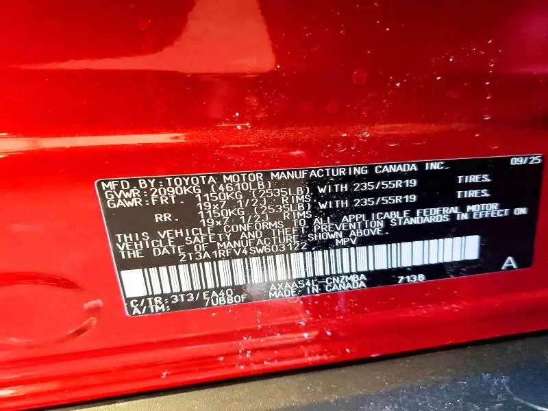 2025 TOYOTA RAV4 XLE PREMIUM  