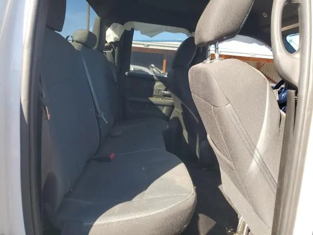 2022 RAM 1500 CLASSIC SLT  