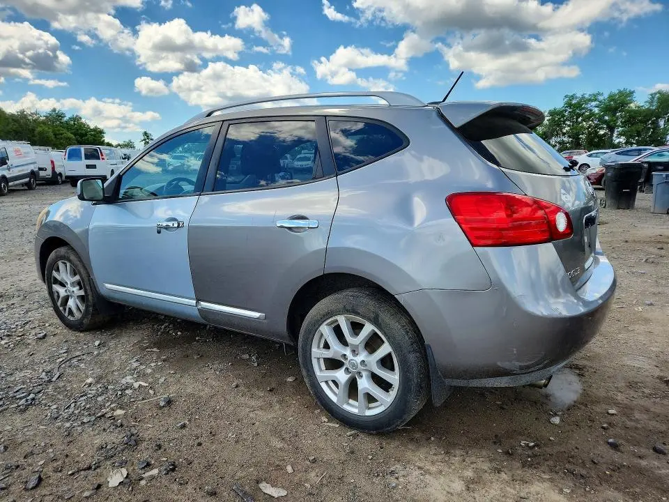 2011 NISSAN ROGUE S  