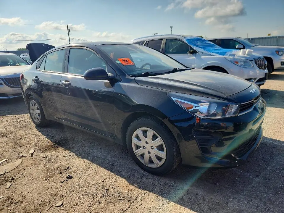 2022 KIA RIO LX  