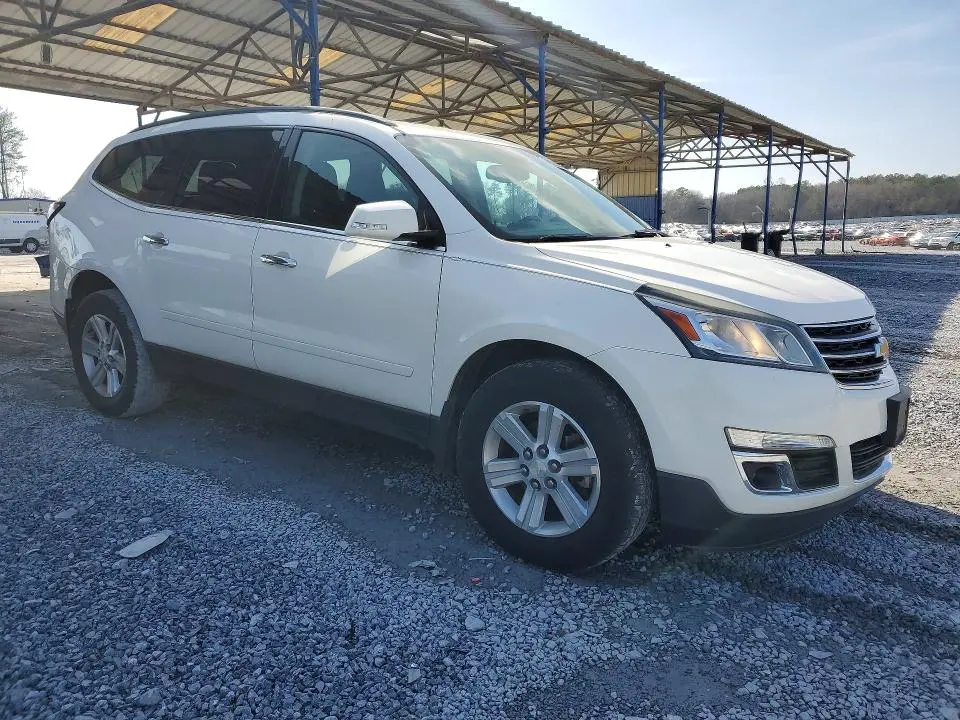 2014 CHEVROLET TRAVERSE LT  