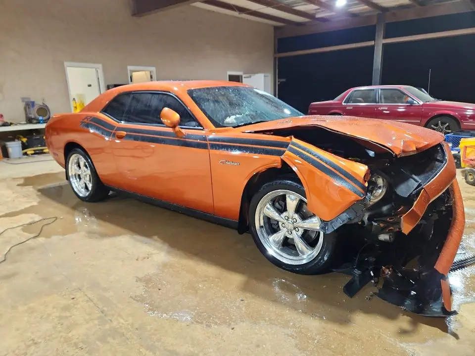 2011 DODGE CHALLENGER R  
