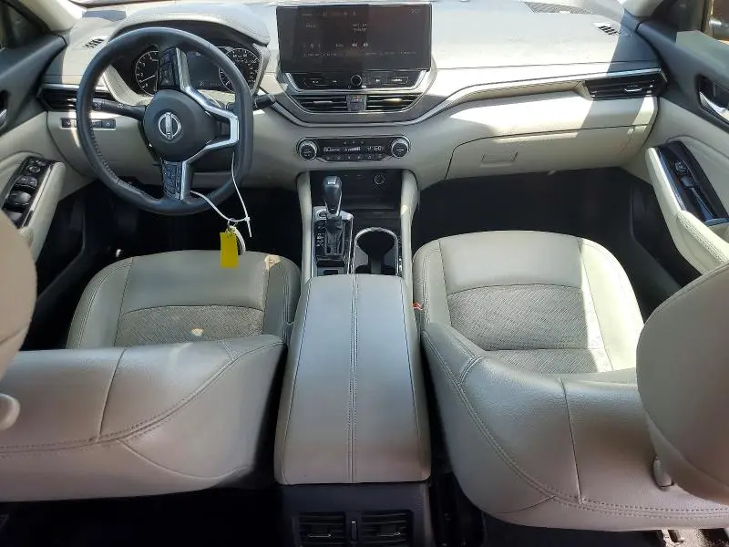 2023 NISSAN ALTIMA SL  