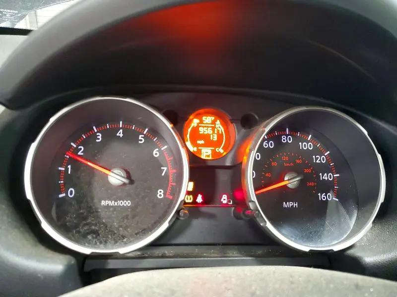 2010 NISSAN ROGUE S  