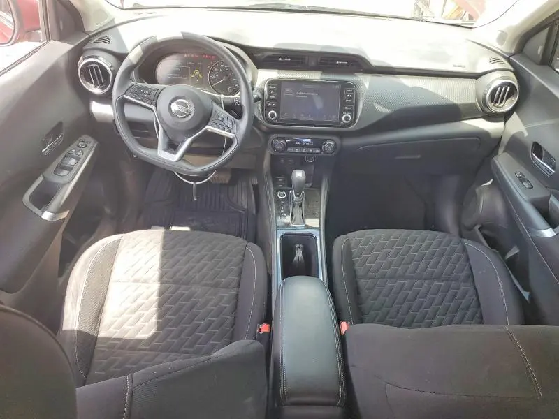 2021 NISSAN KICKS   