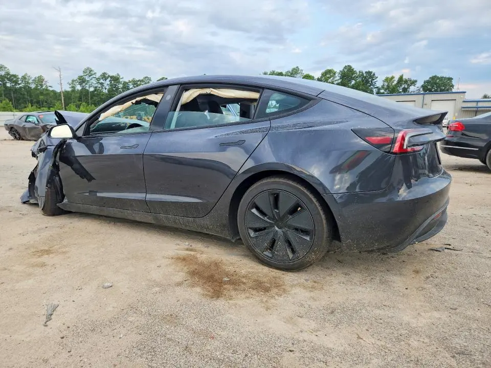 2024 TESLA MODEL 3   