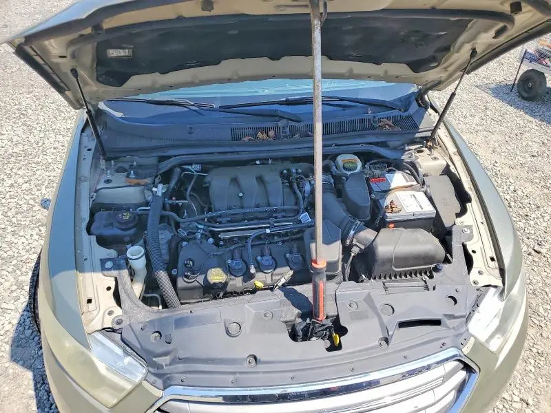 2013 FORD TAURUS SEL  