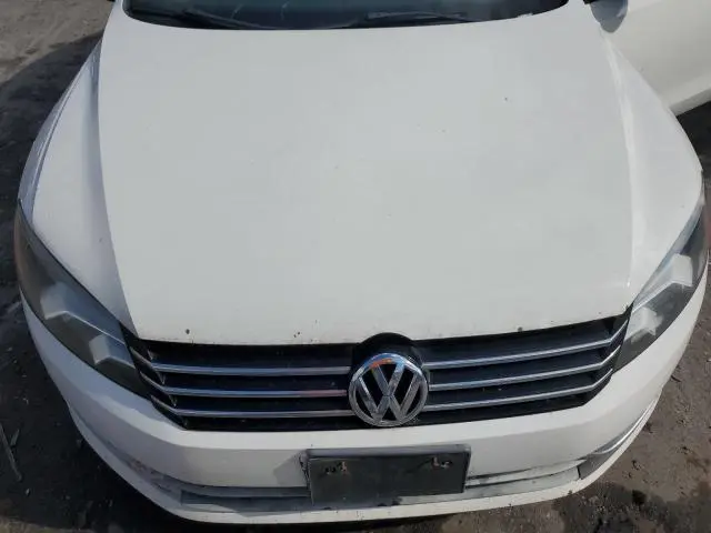 2015 VOLKSWAGEN PASSAT S  