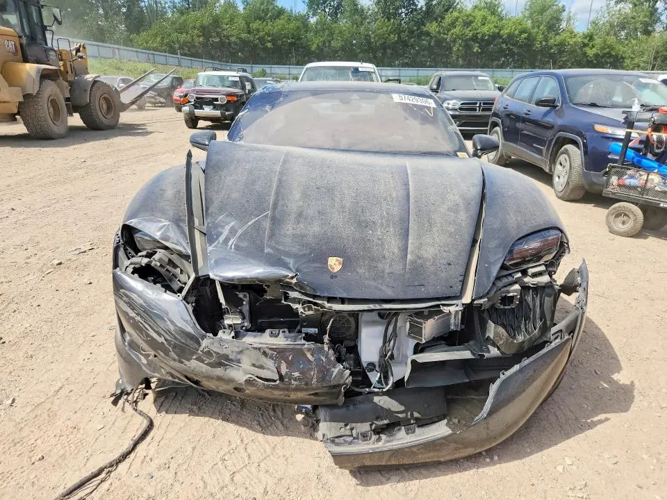 2021 PORSCHE TAYCAN   