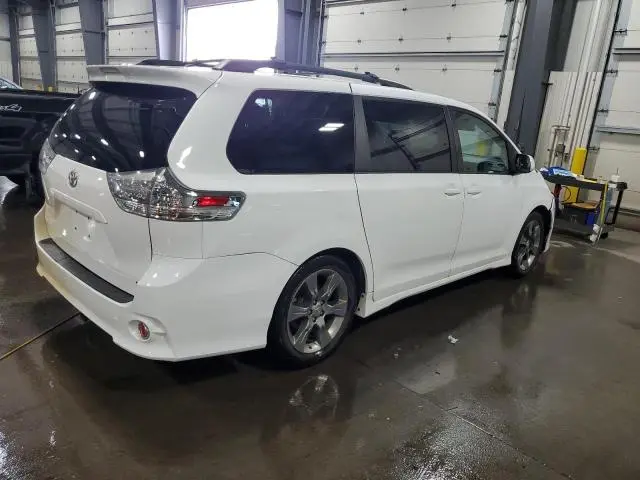 2011 TOYOTA SIENNA SPORT  