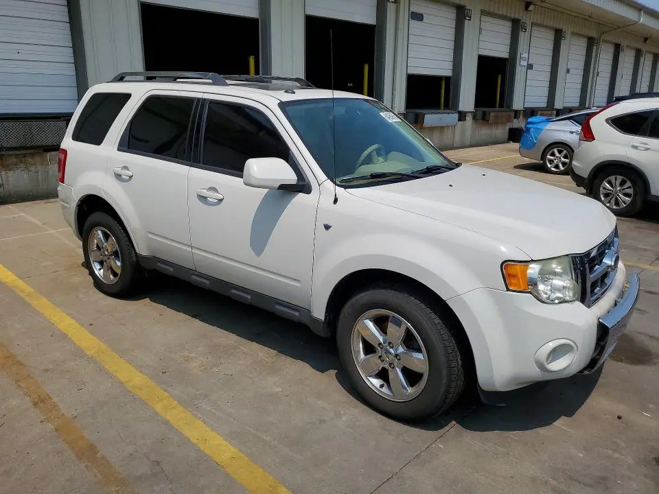 2011 FORD ESCAPE LIMITED  