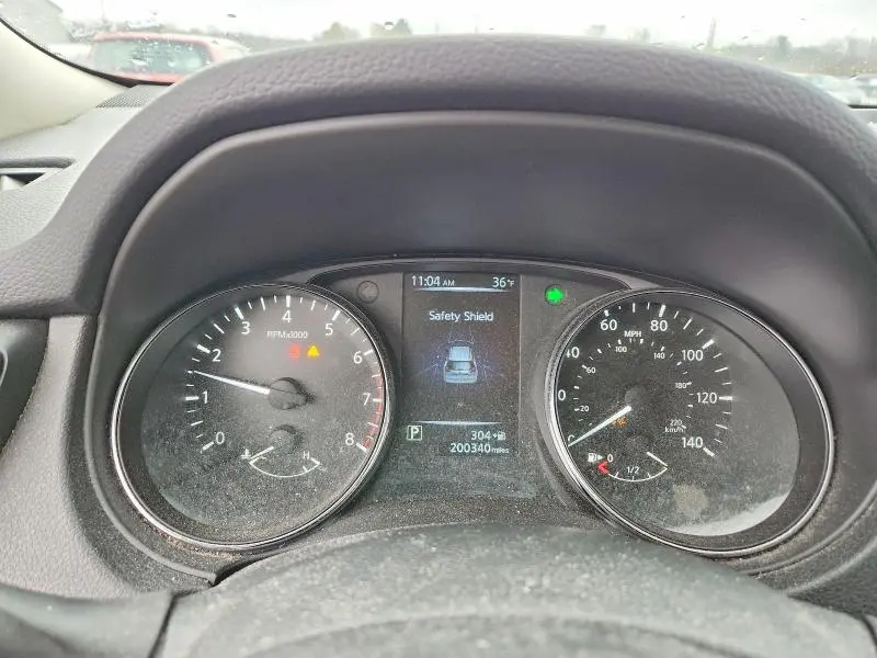 2017 NISSAN ROGUE SV  