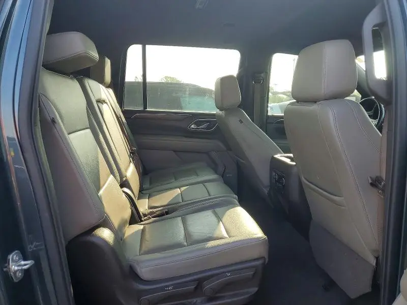 2021 CHEVROLET SUBURBAN C1500 LT  
