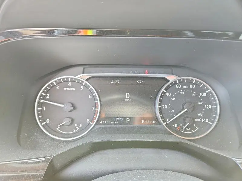 2022 NISSAN PATHFINDER SL  