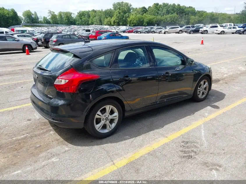 2014 FORD FOCUS SE