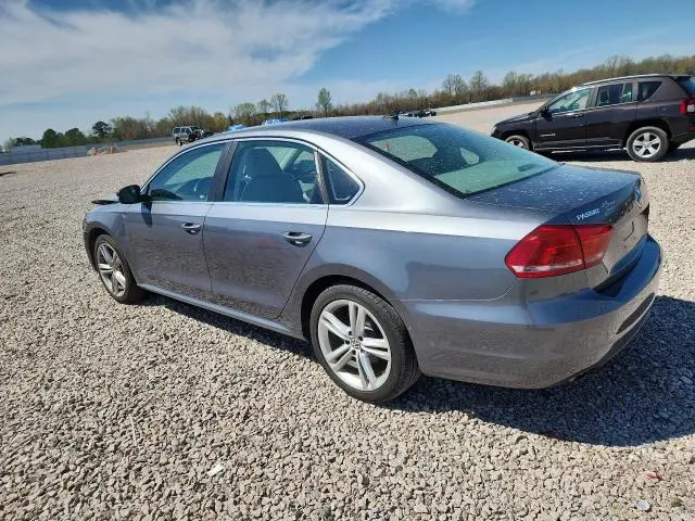 2014 VOLKSWAGEN PASSAT SE  