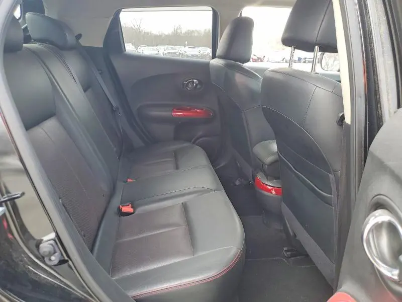 2015 NISSAN JUKE SL  