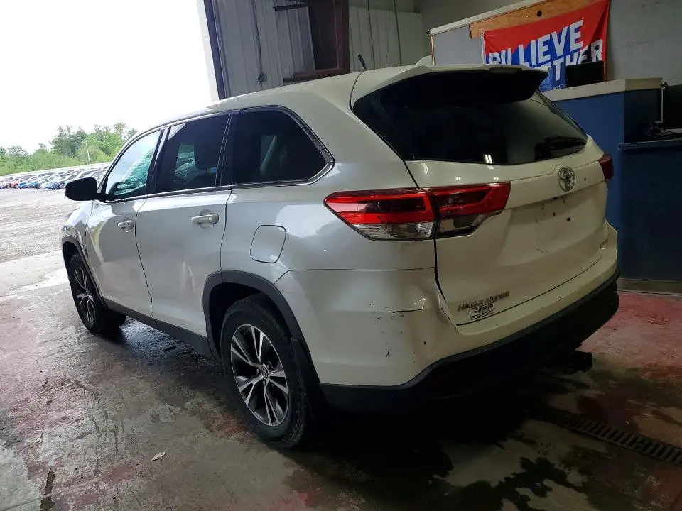 2019 TOYOTA HIGHLANDER LE PLUS  
