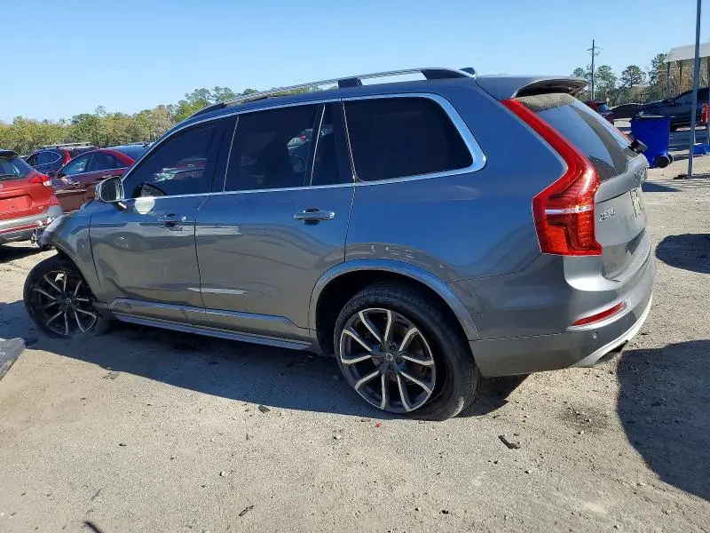2017 VOLVO XC90 T6  