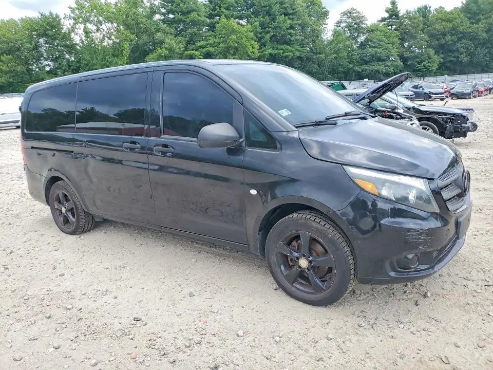 2018 MERCEDES-BENZ METRIS   