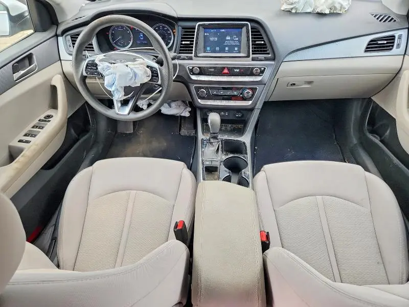 2019 HYUNDAI SONATA SE  
