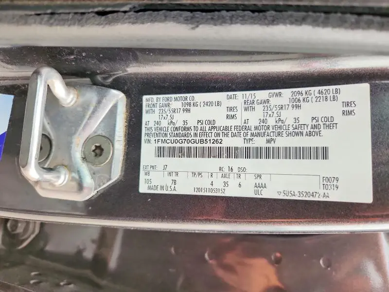 2016 FORD ESCAPE SE  