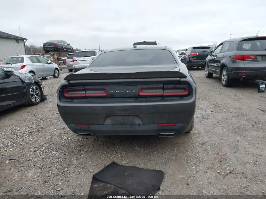2018 DODGE CHALLENGER SXT