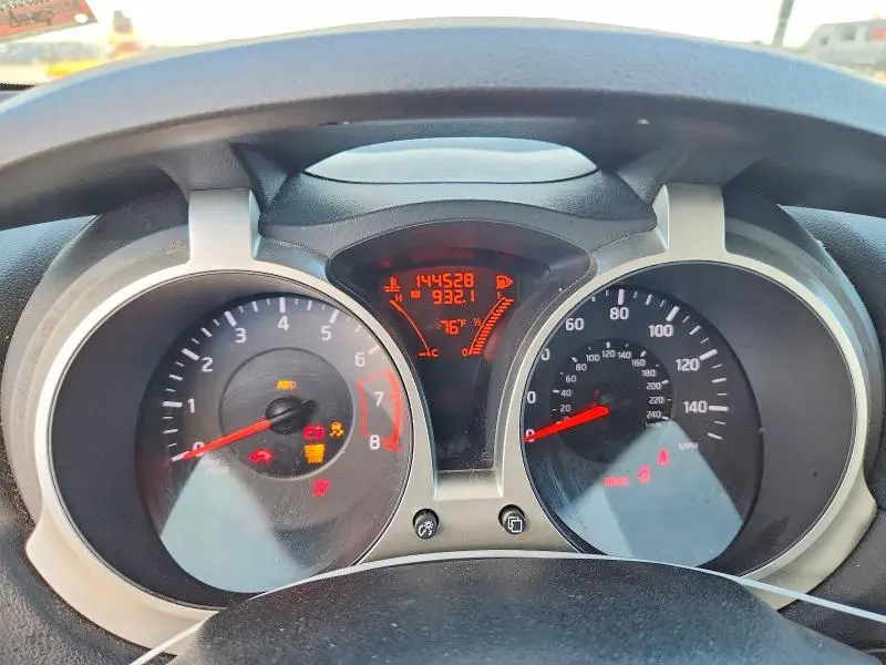 2013 NISSAN JUKE S  