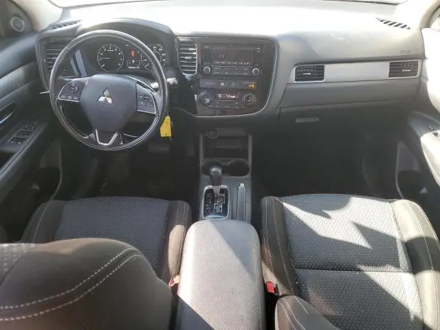 2016 MITSUBISHI OUTLANDER SE  