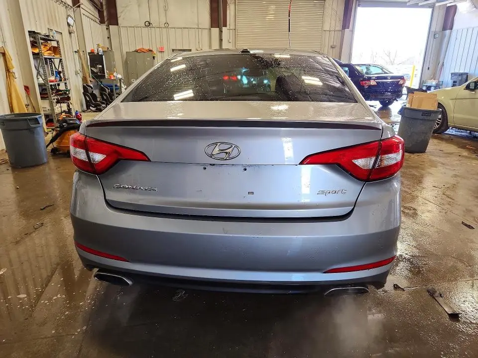 2015 HYUNDAI SONATA SPORT  