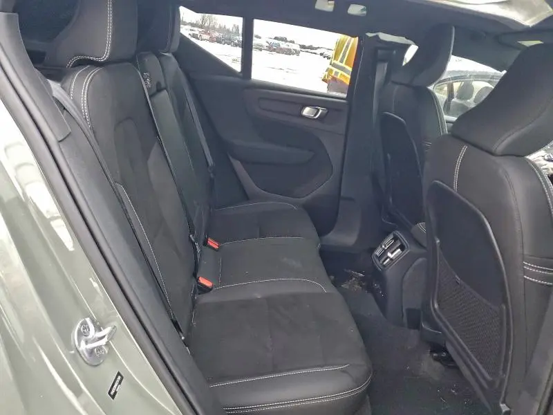 2024 VOLVO XC40 RECHARGE ULTIMATE  