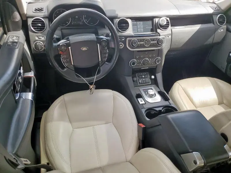 2015 LAND ROVER LR4 HSE LUXURY  