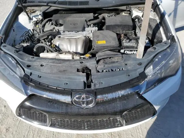 2015 TOYOTA CAMRY LE  