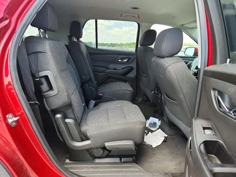 2019 CHEVROLET TRAVERSE LT  