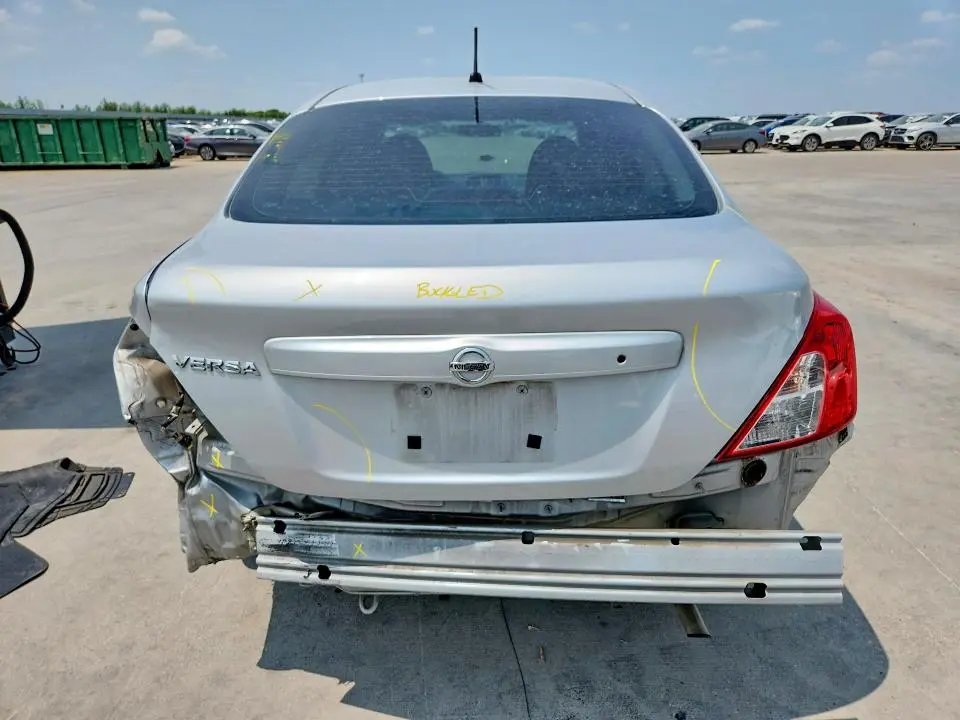 2015 NISSAN VERSA 1.6 S  