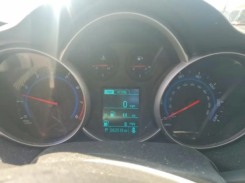 2015 CHEVROLET CRUZE LT  