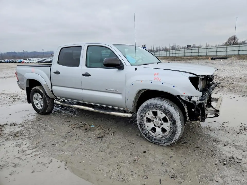 2013 TOYOTA TACOMA PRERUNNER V6  
