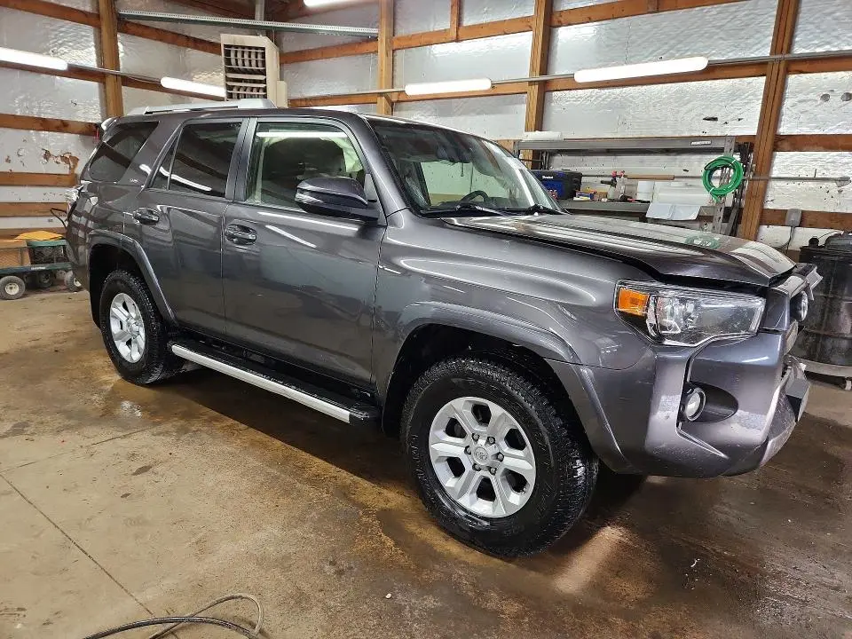 2018 TOYOTA 4RUNNER SR5 PREMIUM  