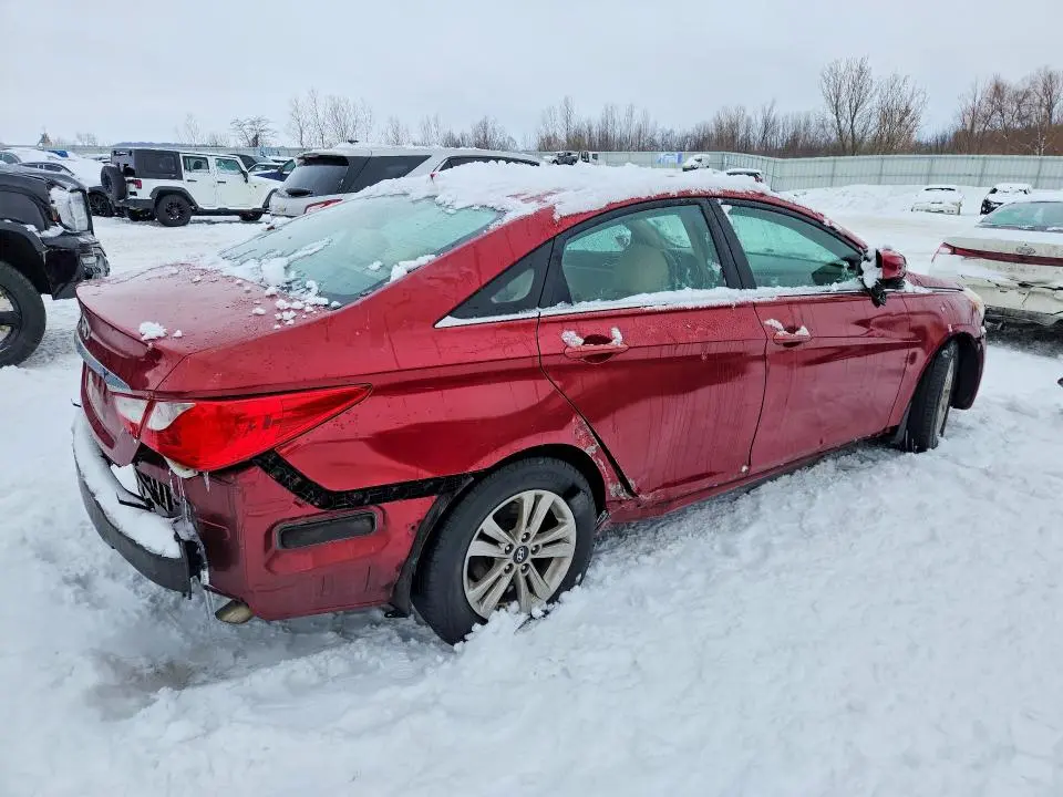 2013 HYUNDAI SONATA GLS  