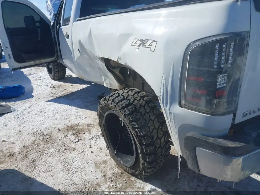 2010 CHEVROLET SILVERADO 3500HD LT